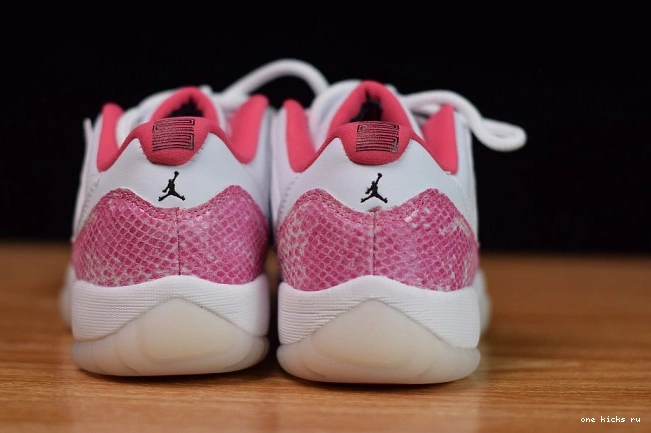 Rep WMNS AH7860-106 Pink Jordan Air Snakeskin 11 Low 0803